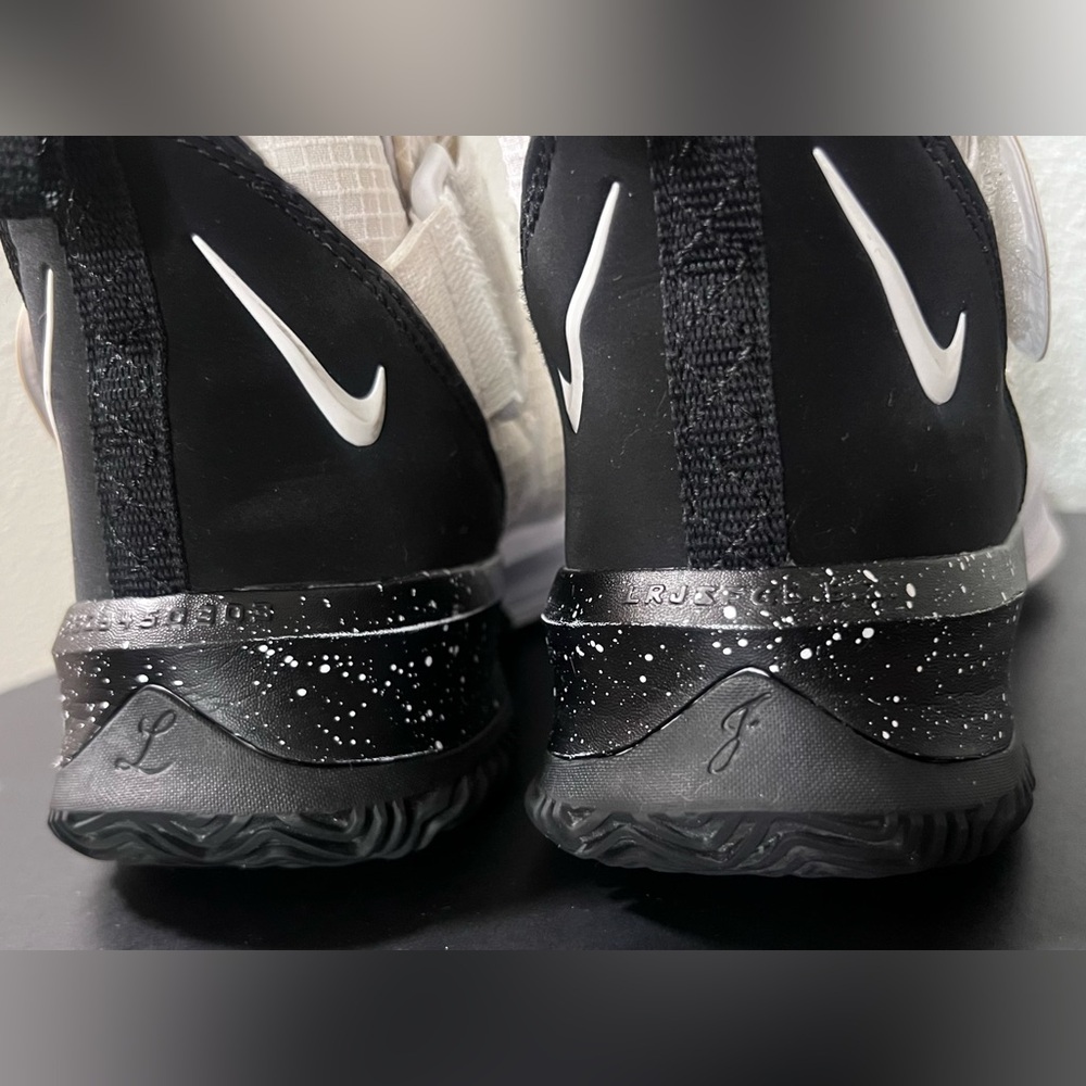 Nike Lebron Soldier XIII 13 SFG TB White Black  CN9809-113 Basketball Sneakers - Picture 8 of 14